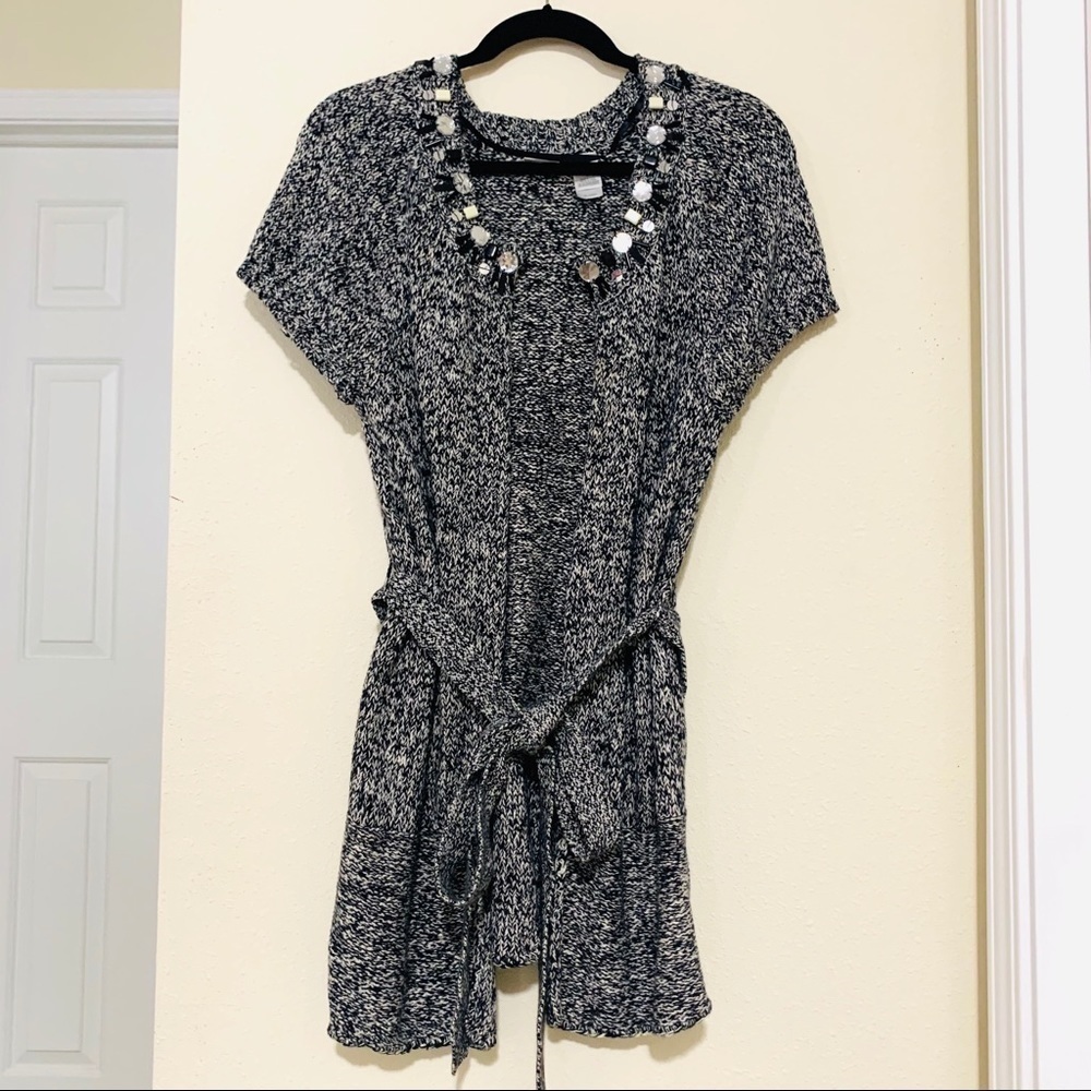 EMMA JAMES short sleeves sweater- good condition